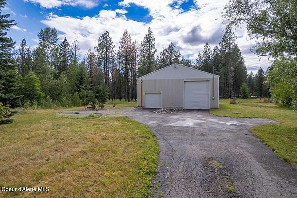 5 Acres of Improved Residential Land for Sale in Rathdrum, Idaho