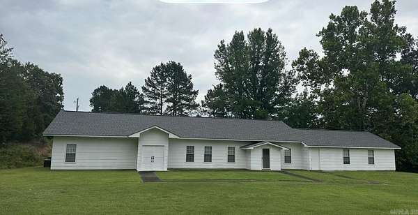 1.5 Acres of Improved Residential Land for Sale in Greenbrier, Arkansas