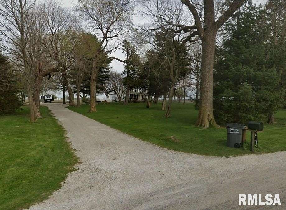 4 Acres of Land with Home for Sale in Athens, Illinois