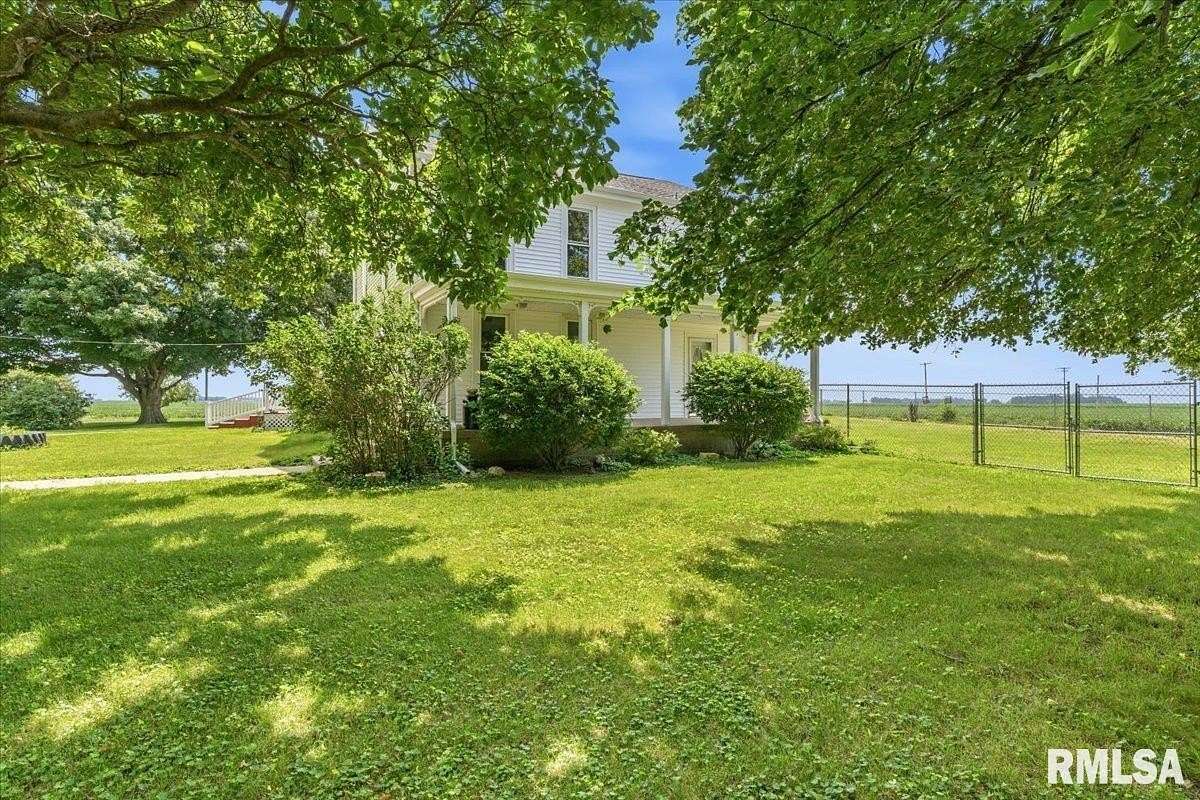 4 Acres of Land with Home for Sale in Athens, Illinois