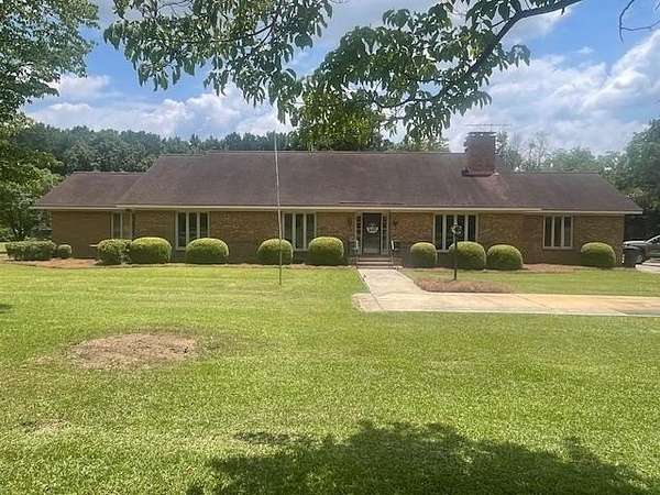 6.5 Acres of Land with Home for Sale in Americus, Georgia
