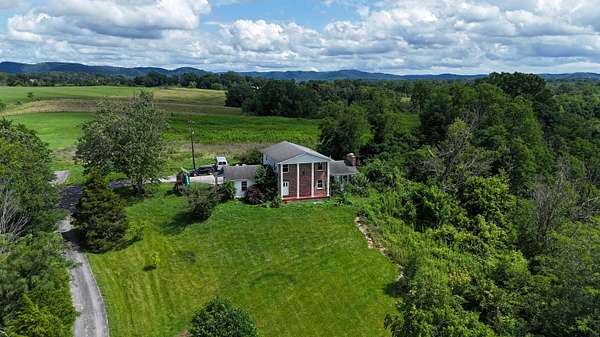 3.4 Acres of Land with Home for Sale in Berea, Kentucky