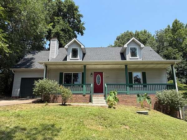 2 Acres of Land with Home for Sale in Woodlawn, Tennessee