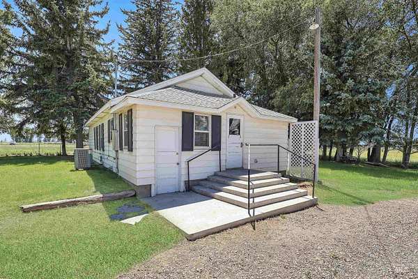 2.47 Acres of Land with Home for Sale in Rupert, Idaho