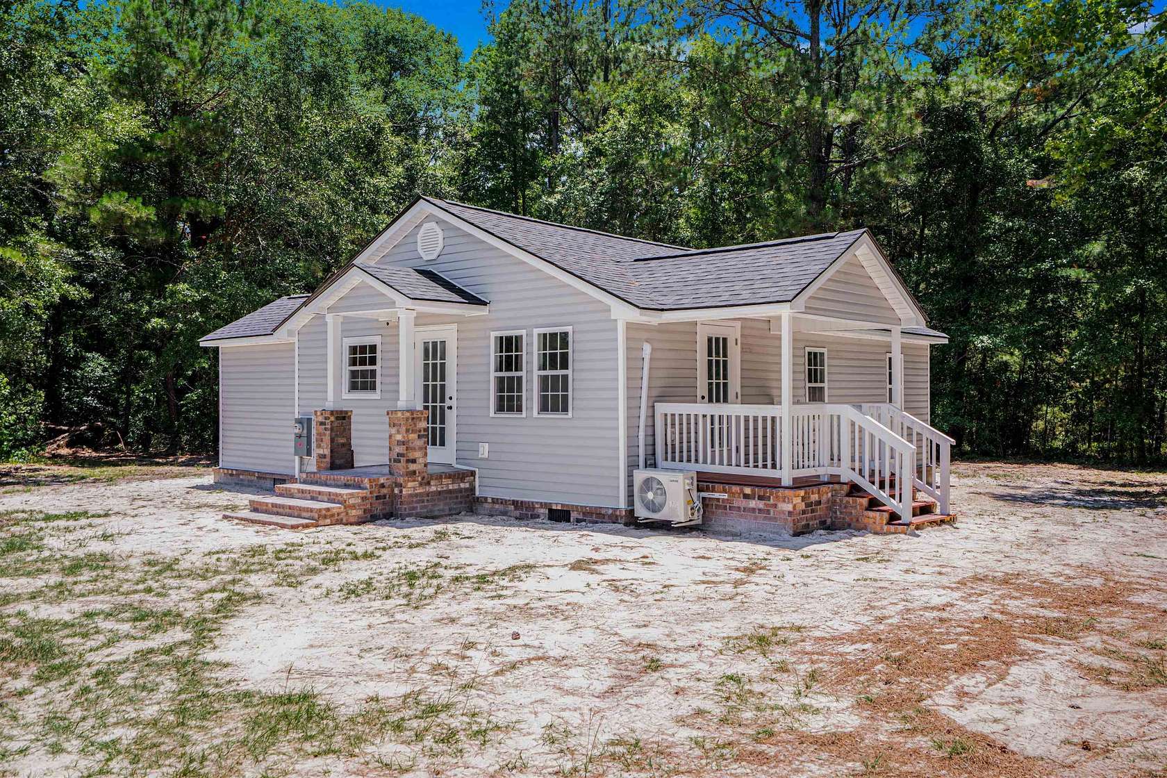 8.24 Acres of Land with Home for Sale in Hemingway, South Carolina