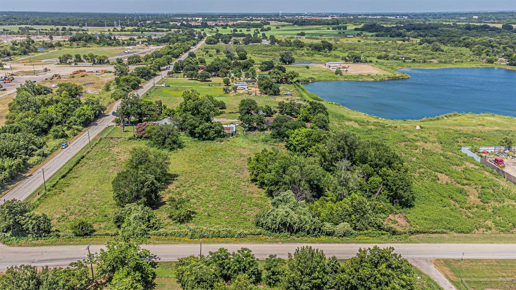 3 Acres of Residential Land for Sale in Dallas, Texas