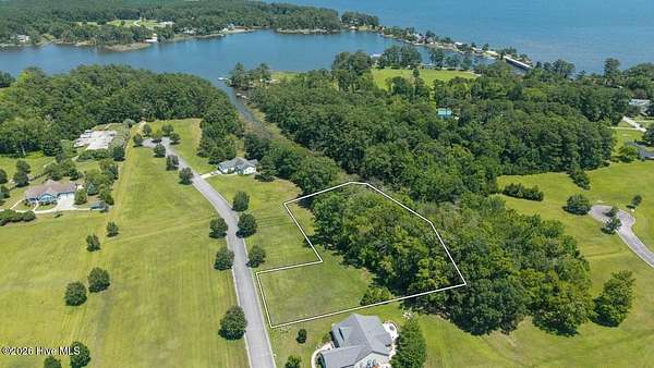 1.35 Acres of Residential Land for Sale in Arapahoe, North Carolina