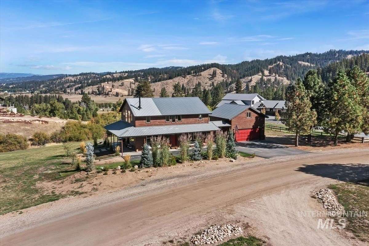 2.72 Acres of Land with Home for Sale in Garden Valley, Idaho