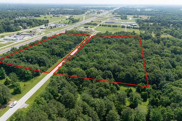 29 Acres of Commercial Land for Sale in Carterville, Illinois