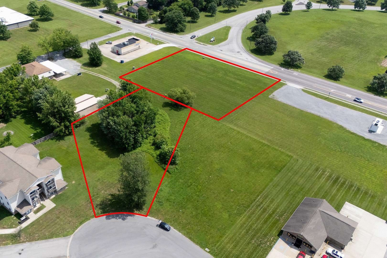 2 Acres of Commercial Land for Sale in Carterville, Illinois