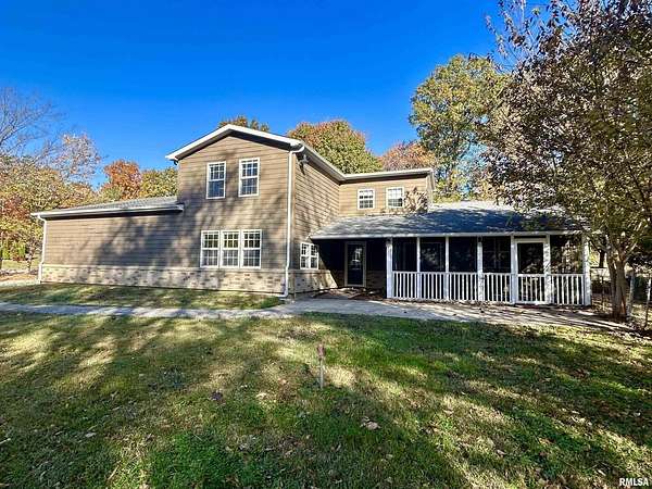 3.5 Acres of Land with Home for Sale in Carbondale, Illinois