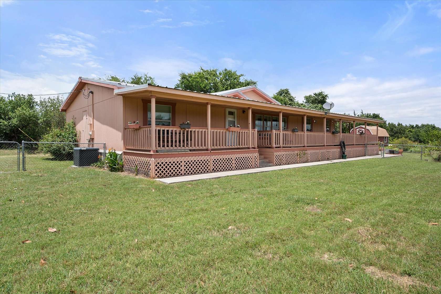 43.7 Acres of Land with Home for Sale in Blooming Grove, Texas