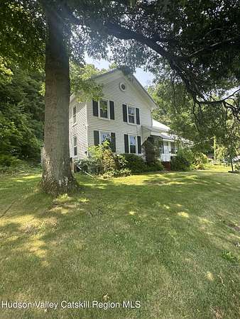 4.3 Acres of Land with Home for Sale in Coxsackie, New York