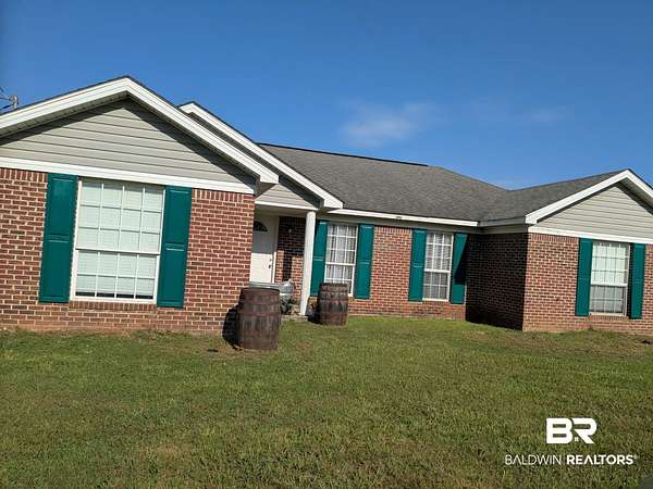5.5 Acres of Land with Home for Sale in Atmore, Alabama