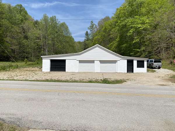 58 Acres of Recreational & Residential Land for Sale in Frenchburg, Kentucky