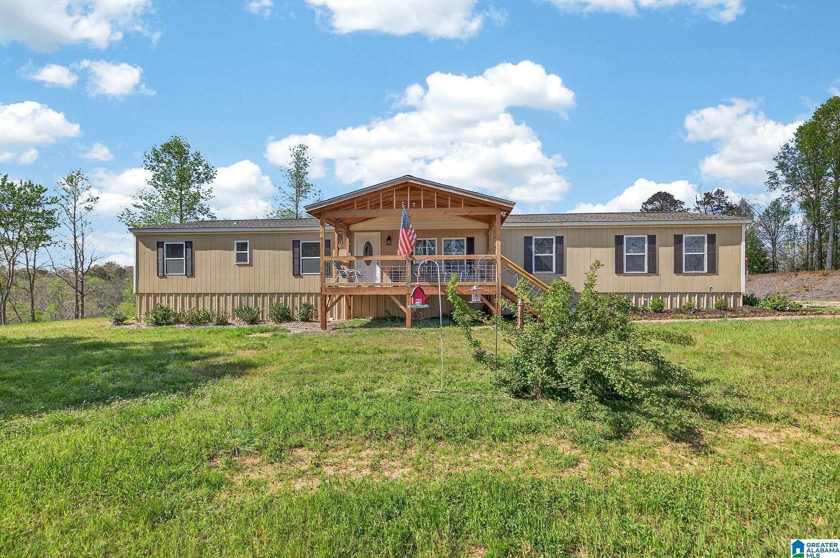 12 Acres of Recreational Land with Home for Sale in Muscadine, Alabama
