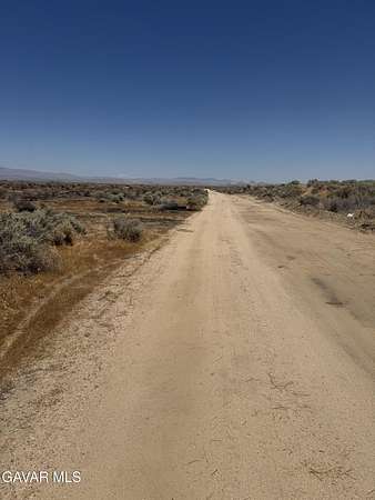 2.69 Acres of Commercial Land for Sale in Lancaster, California