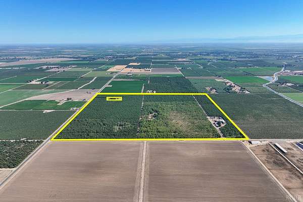 165 Acres of Agricultural Land with Home for Sale in Hanford, California