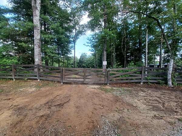 4.12 Acres of Residential Land for Sale in Jamestown, Tennessee