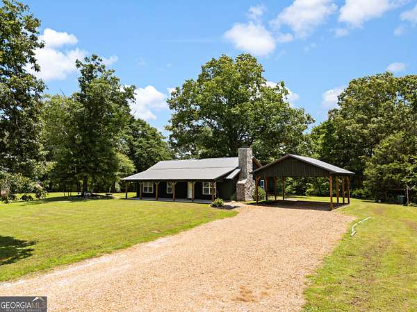 9 Acres of Land with Home for Sale in Rome, Georgia
