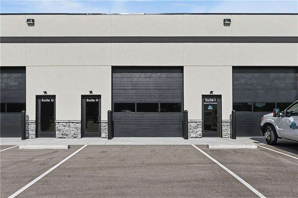 2.84 Acres of Commercial Land for Lease in Smithville, Missouri
