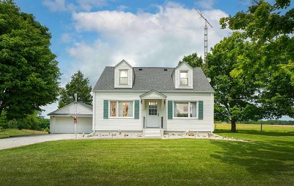 4 Acres of Land with Home for Sale in Mount Vernon, Ohio