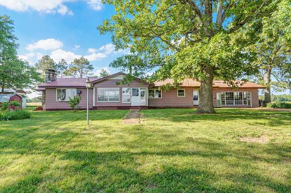 358 Acres of Land with Home for Sale in Koshkonong, Missouri