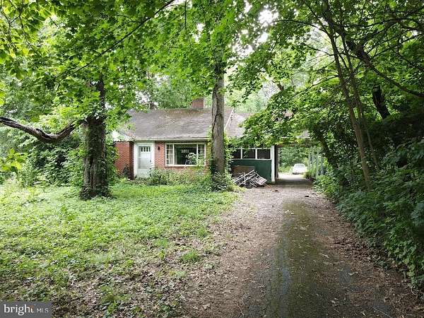 1.57 Acres of Land with Home for Sale in Manheim, Pennsylvania