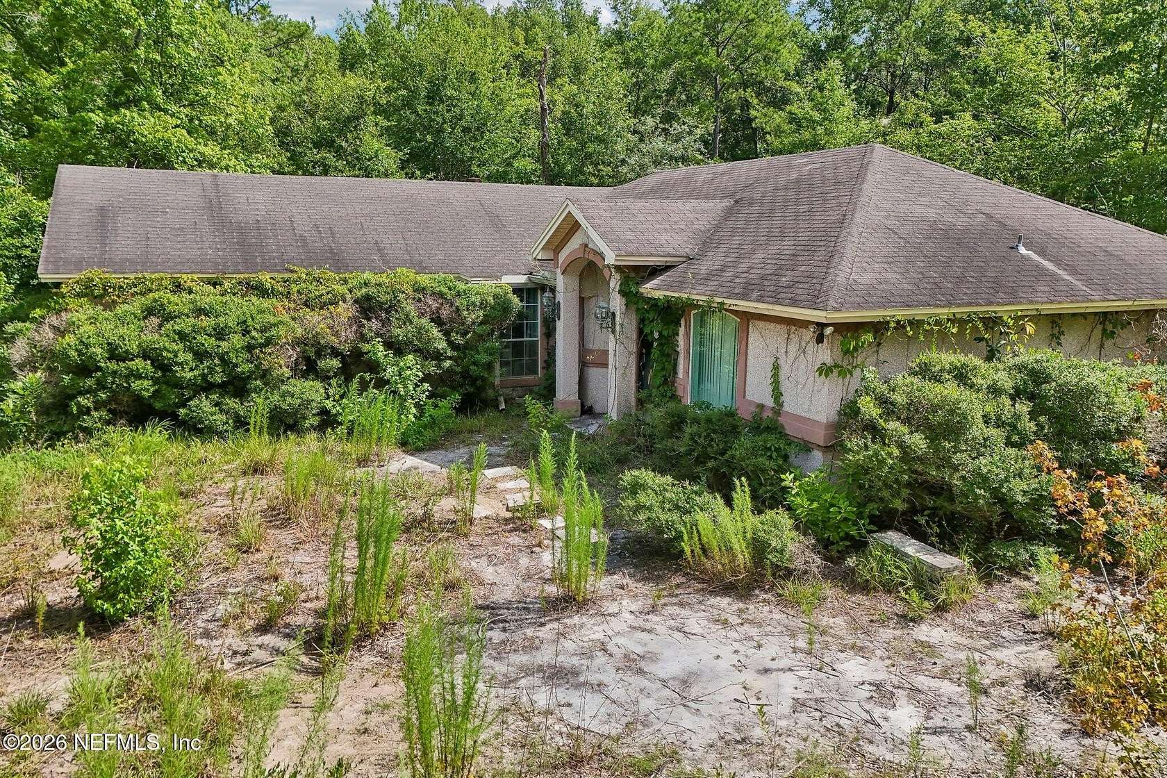 54.4 Acres of Recreational Land with Home for Sale in Green Cove Springs, Florida