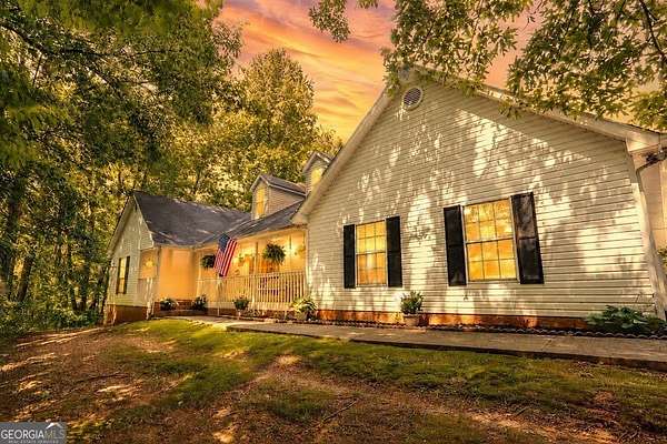 6.55 Acres of Land with Home for Sale in Villa Rica, Georgia