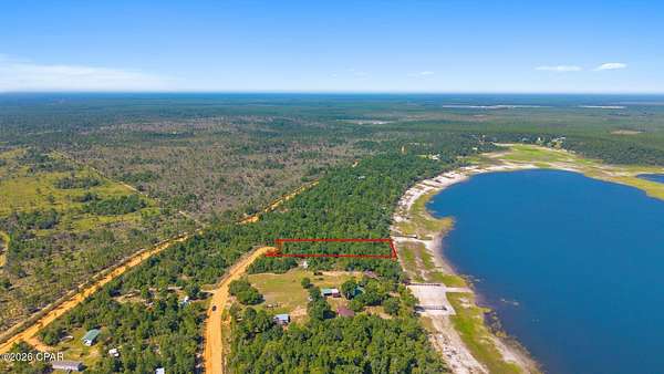 0.9 Acres of Residential Land for Sale in Chipley, Florida