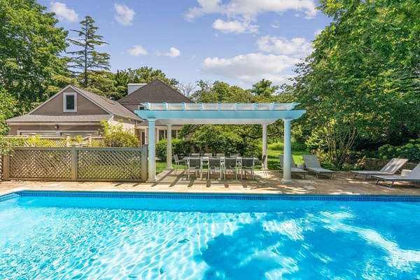 1.58 Acres of Land with Home for Lease in East Hampton, New York