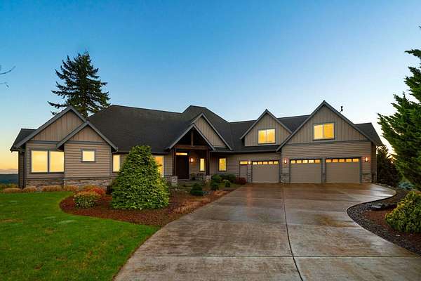 9 Acres of Land with Home for Sale in Woodland, Washington