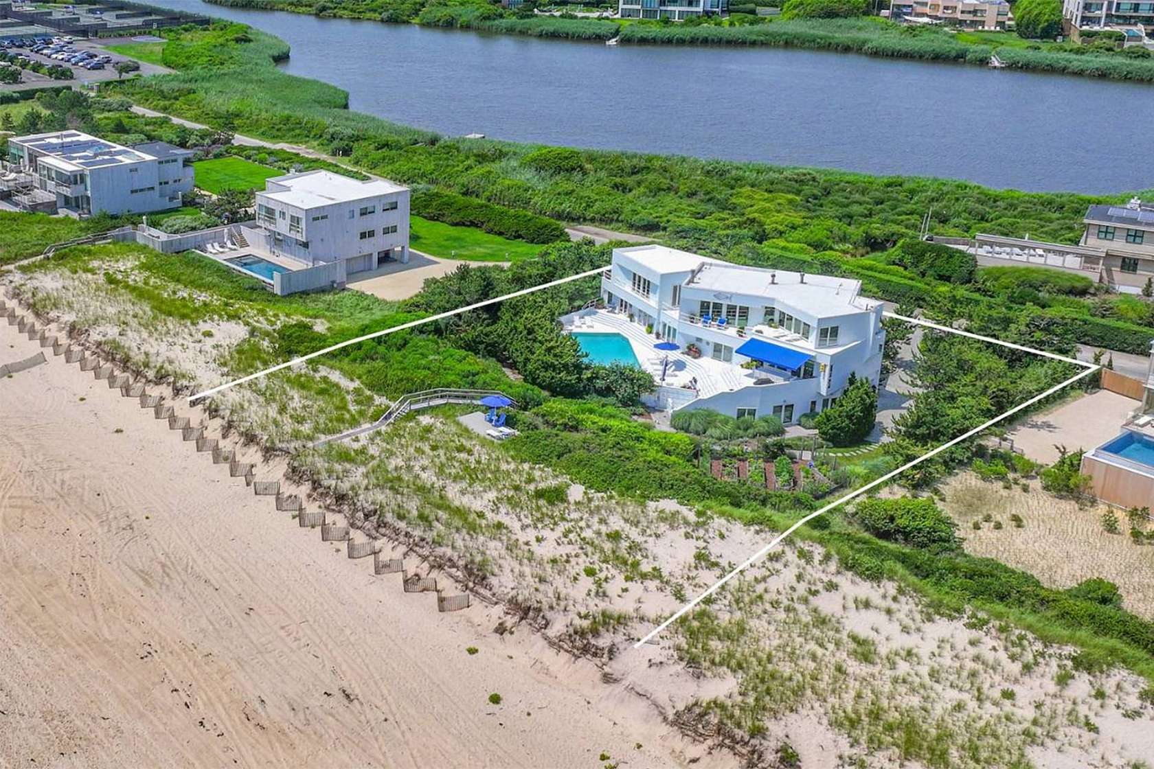 1.5 Acres of Land with Home for Lease in Bridgehampton, New York