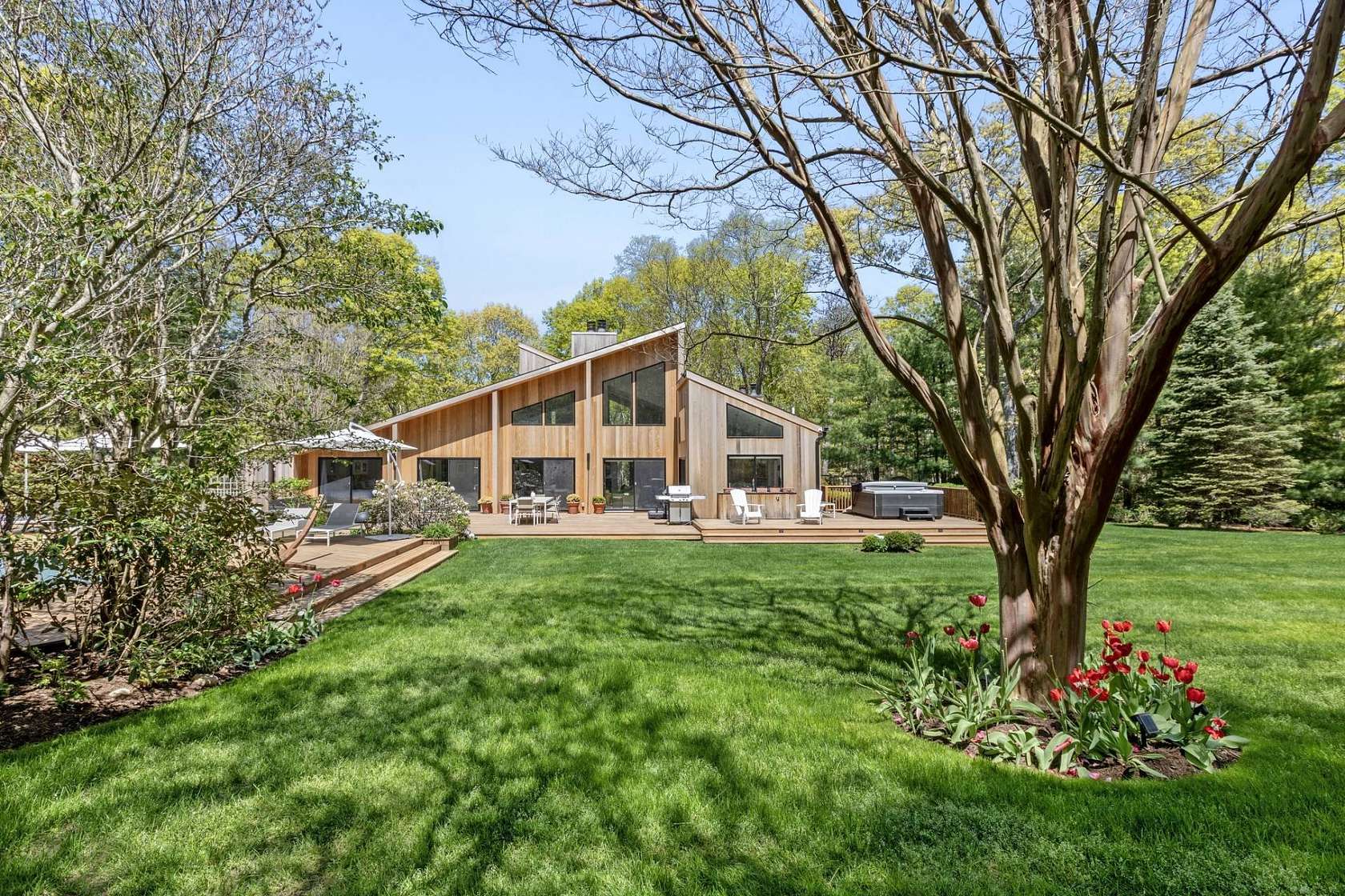 4.85 Acres of Land with Home for Lease in East Hampton, New York