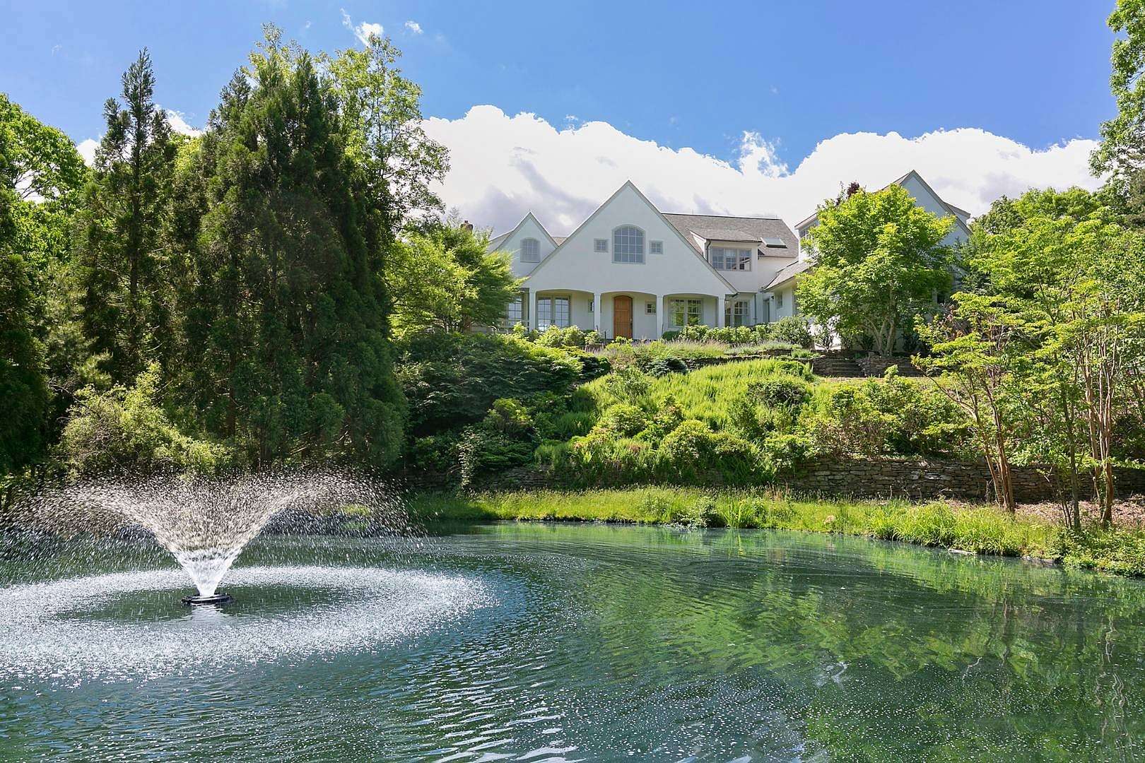 5 Acres of Land with Home for Lease in Water Mill, New York