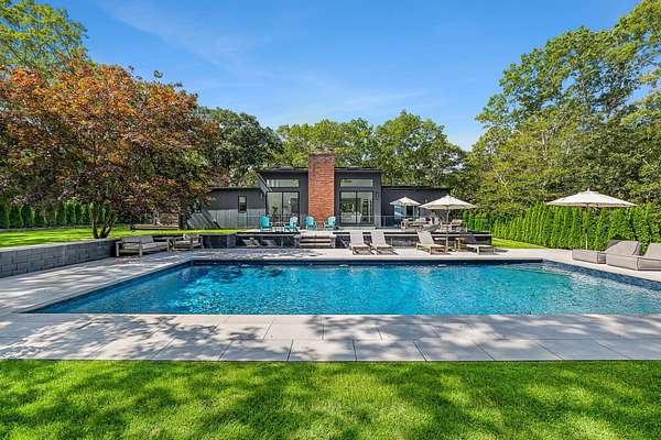 1.86 Acres of Land with Home for Lease in East Hampton, New York