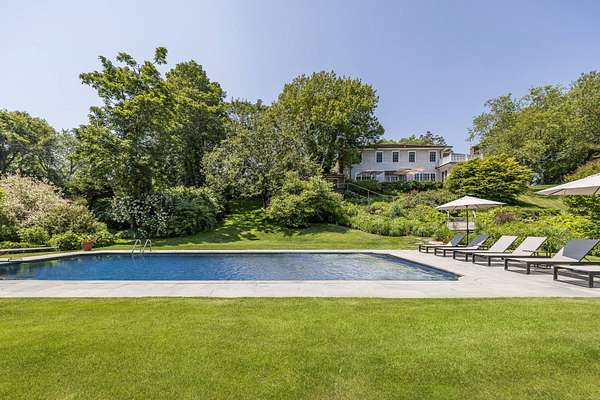 2 Acres of Land with Home for Lease in East Hampton, New York