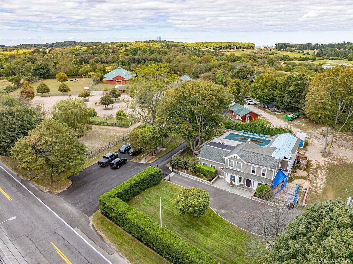 4.5 Acres of Land with Home for Sale in Riverhead, New York