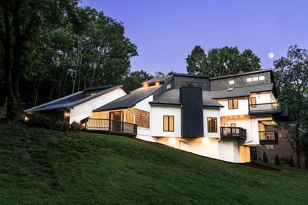 2.88 Acres of Land with Home for Sale in Nashville, Tennessee