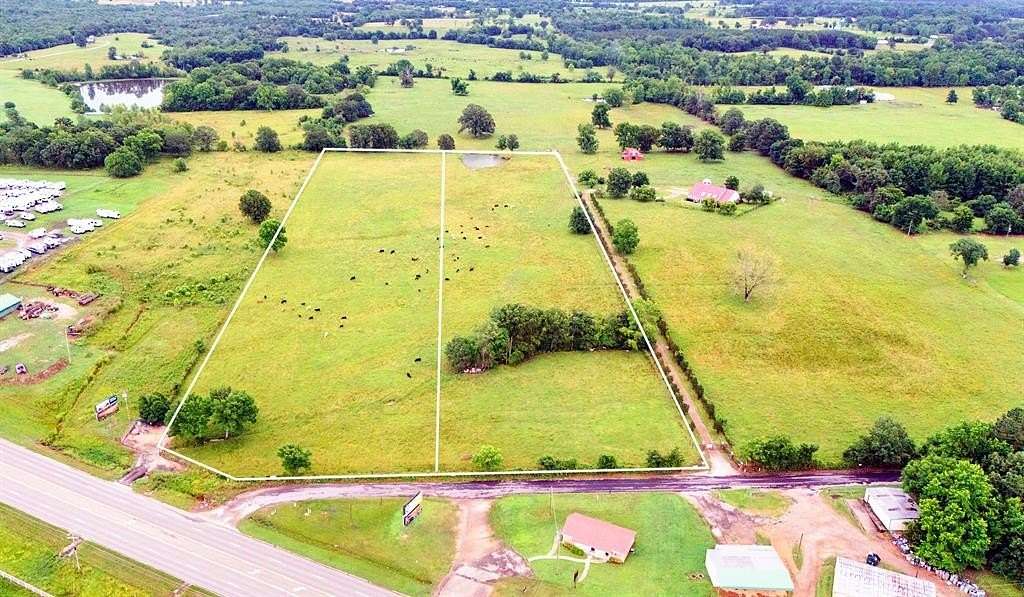 7 Acres of Residential Land for Sale in Idabel, Oklahoma