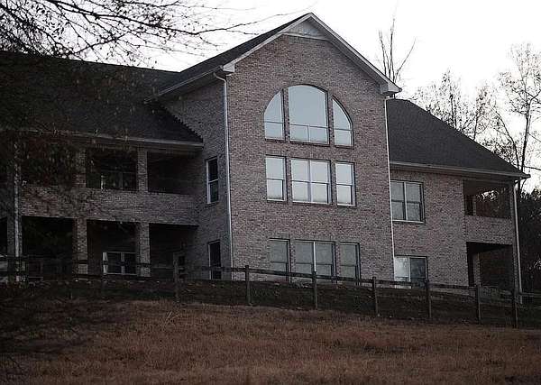 24.3 Acres of Agricultural Land with Home for Sale in Kingston, Georgia