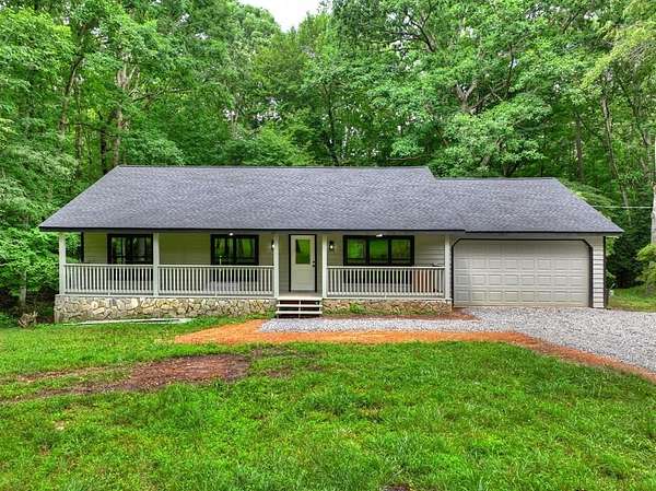 3.2 Acres of Land with Home for Sale in Blue Ridge, Georgia