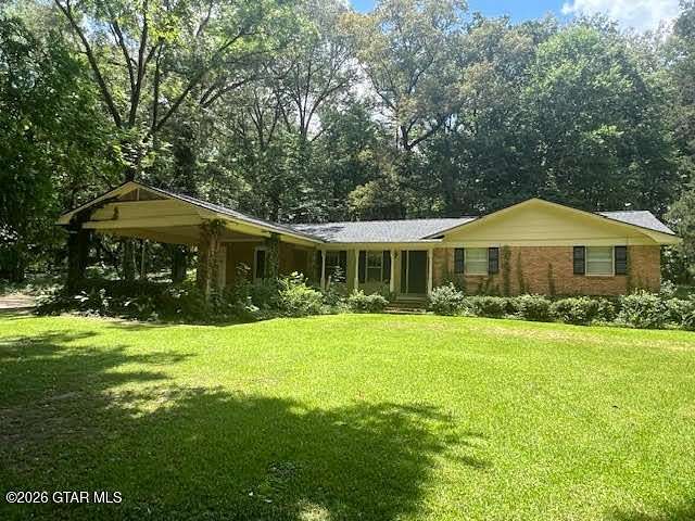 1.5 Acres of Land with Home for Sale in Starkville, Mississippi
