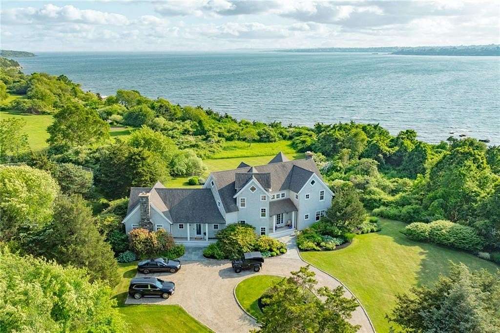 14.4 Acres of Land with Home for Sale in Jamestown, Rhode Island