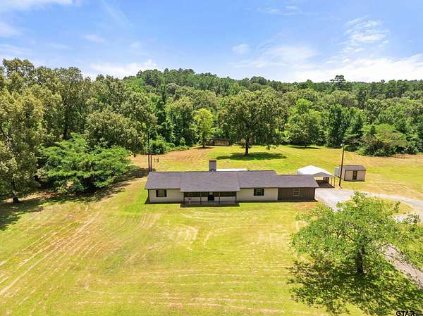6.33 Acres of Land with Home for Sale in Tyler, Texas