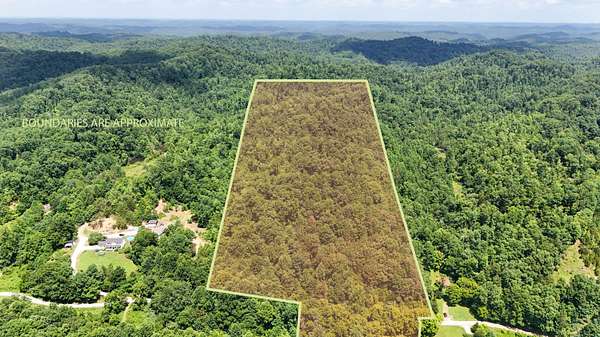 32 Acres of Recreational Land for Sale in Manchester, Kentucky