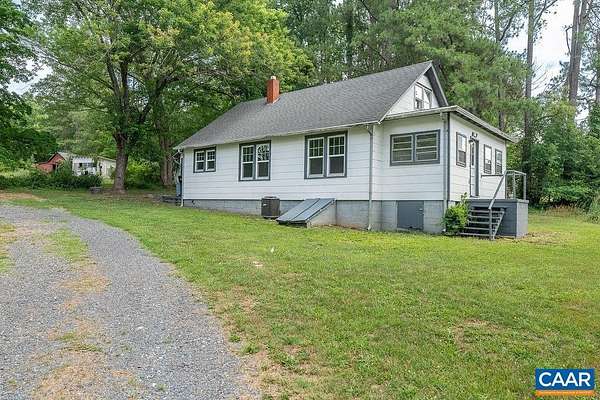 1.84 Acres of Land with Home for Sale in Scottsville, Virginia