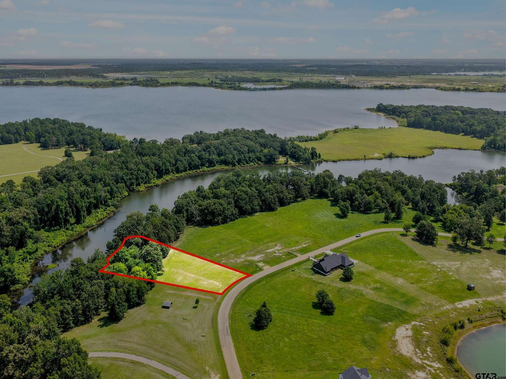 1.13 Acres of Residential Land for Sale in Mount Pleasant, Texas
