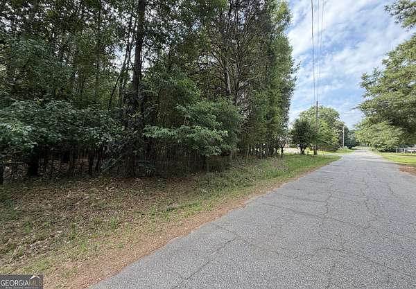 1.5 Acres of Residential Land for Sale in Buckhead, Georgia